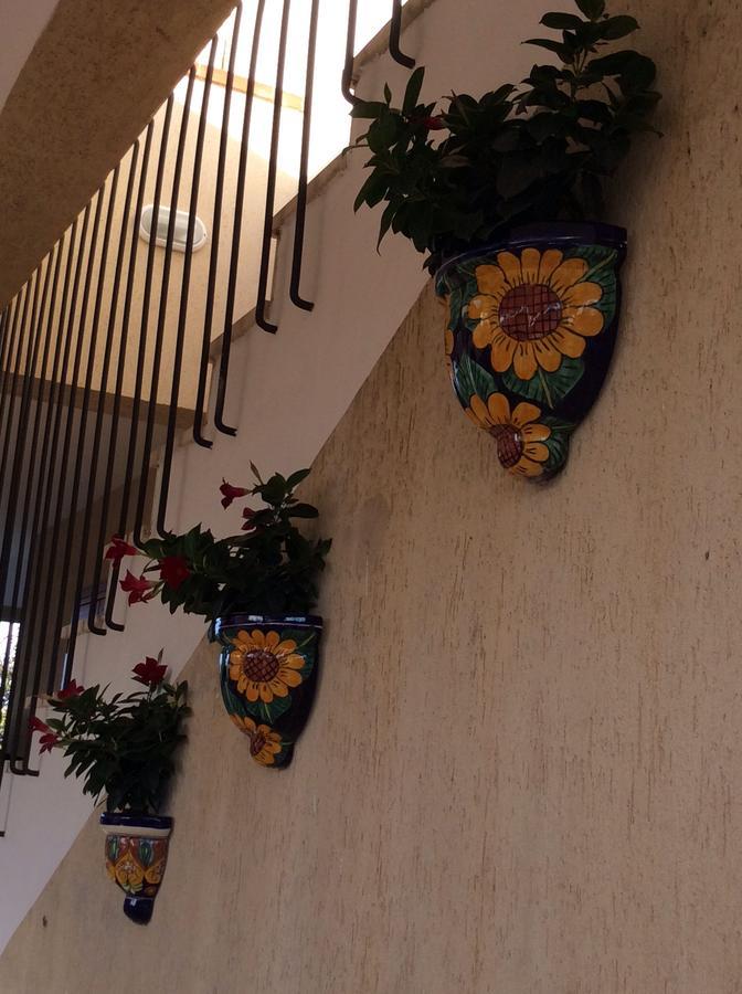 Ifioridisicilia Bed & Breakfast Campofelice Di Roccella Eksteriør bilde