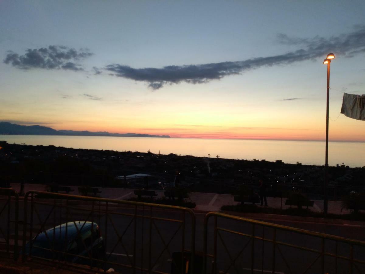Ifioridisicilia Bed & Breakfast Campofelice Di Roccella Eksteriør bilde
